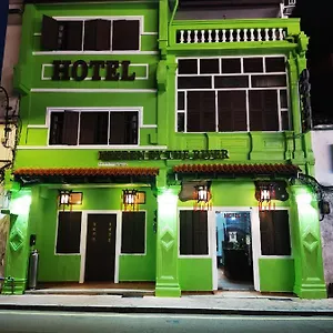 麒麟大厦河滨酒店 3* Malacca